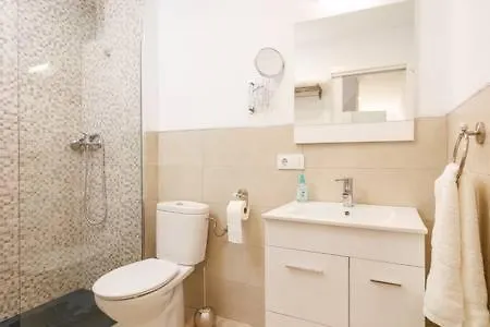 Apartment Canadian 1